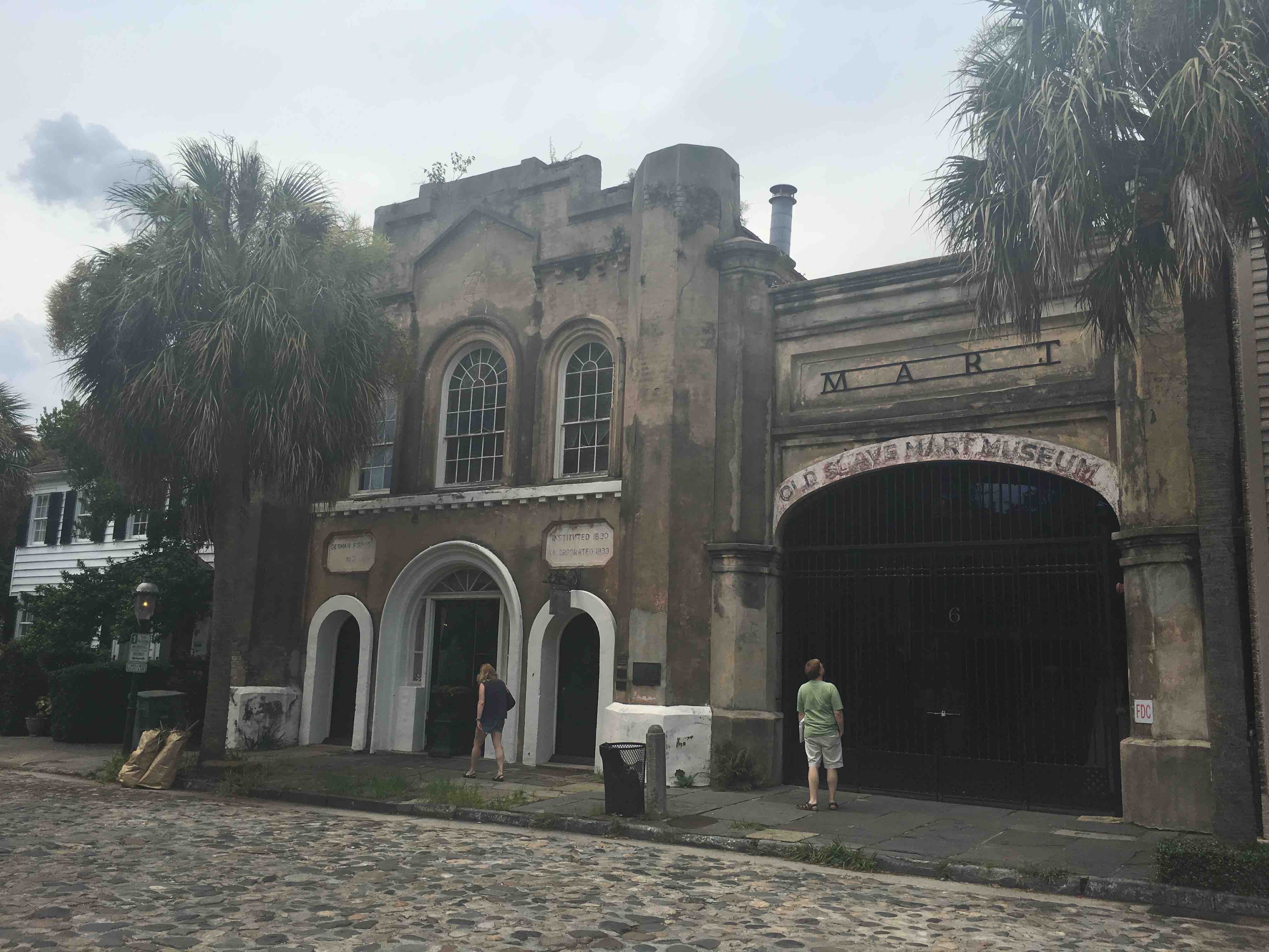 Savannah Seduction: A Couple's Southern Sojourn